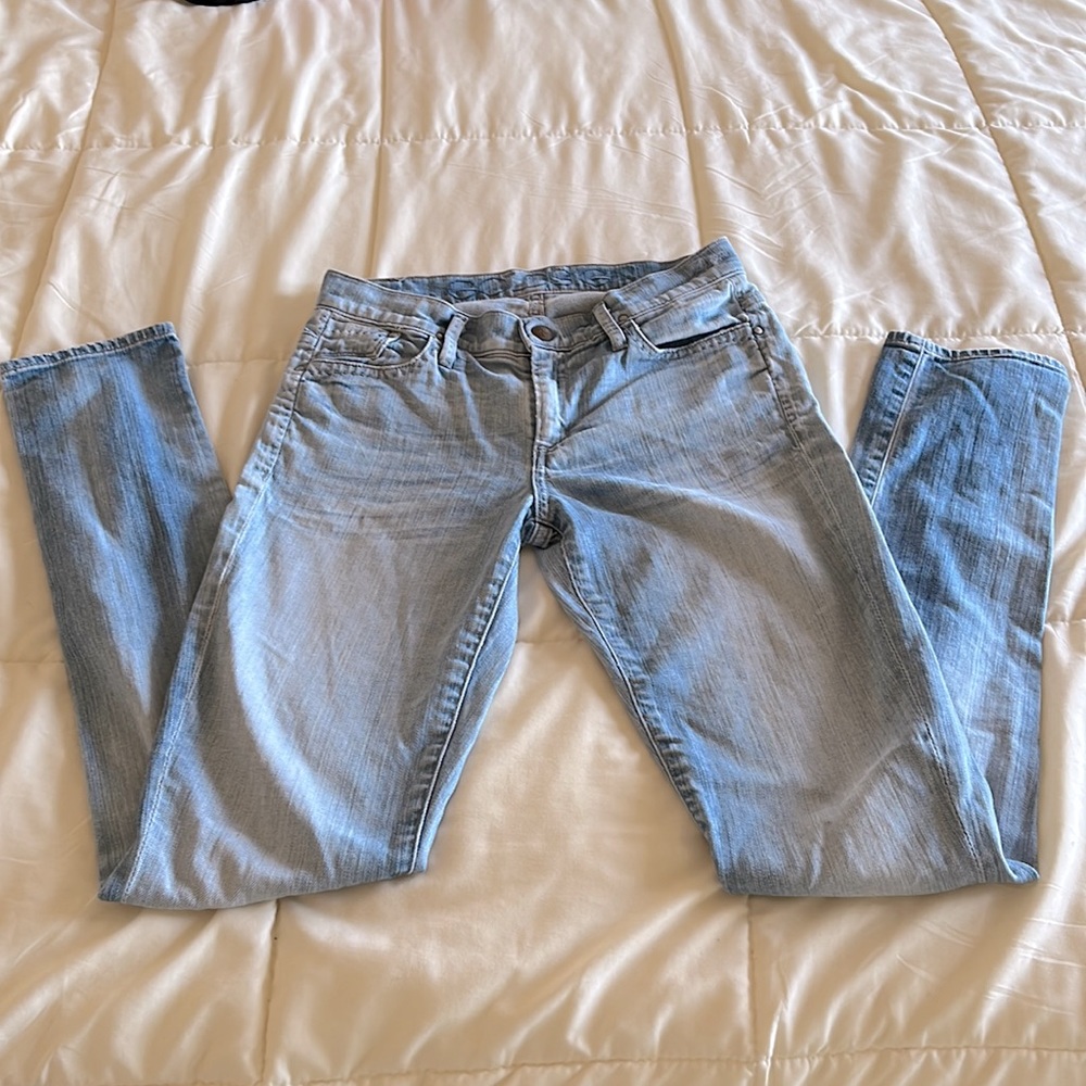 GOLDSIGN distressed lightwash denim